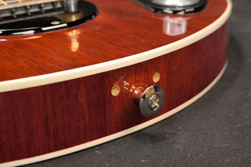 Red Special Chronos - Raymon Guitarworks