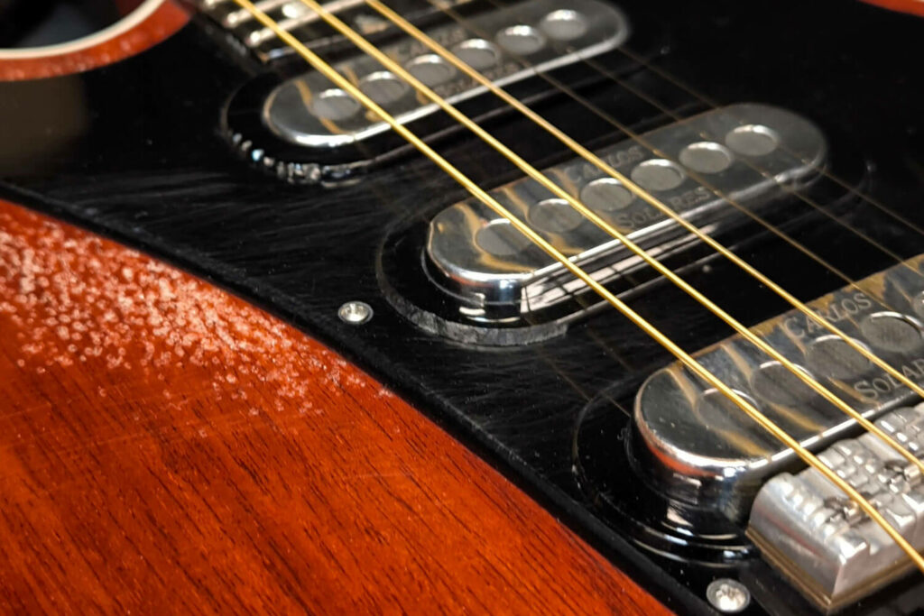 Red Special Chronos - Raymon Guitarworks