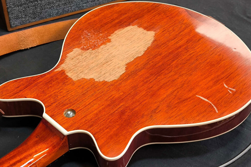 Red Special Chronos - Raymon Guitarworks